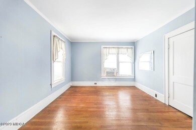 209 Forest Hill Rd 28