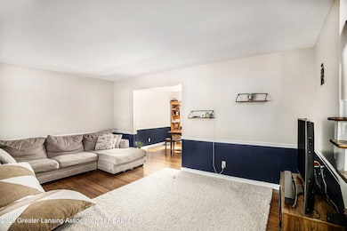 4326 Manitou Dr, Okemos, MI 48864 - photo 3