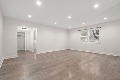 1145 N Glenwood Ave, Griffith, IN 46319 - photo 5