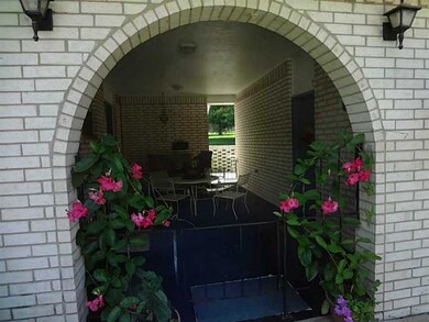 604 Valley West Dr, Rogers, AR 72756 - photo 2