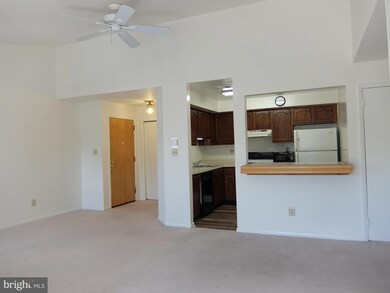 309 Trinity Ct unit 12, Princeton, NJ 08540 - photo 2