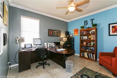 OFFICE / DEN