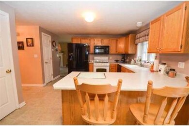 2 Sunflower Ln, Londonderry, NH 03053 - photo 6