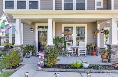 411 Stonefield Cir, Moncks Corner, SC 29461 - photo 2