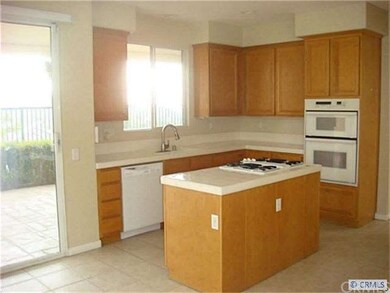 Open Kitchen to Family room