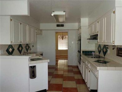 10433 Byway Dr, El Paso, TX 79935 - photo 6