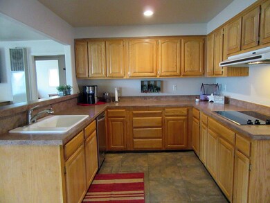 4359 Summers Ln, Klamath Falls, OR 97603 - photo 7