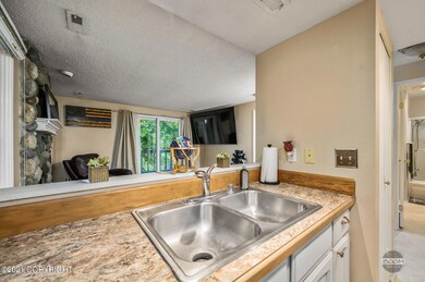 10283 Jamestown Dr-6