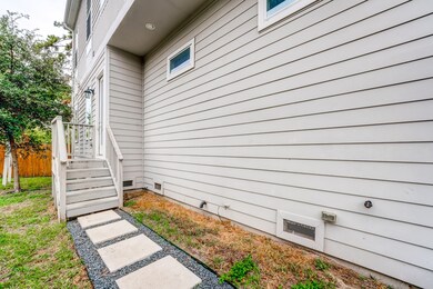 5610 Patrick St unit L, Houston, TX 77076 - photo 4