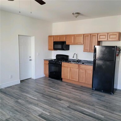 103 Main St unit 204, Walnutport, PA 18088 - photo 3