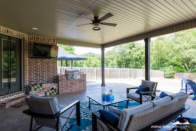 104 NW White Oak Rd, Bentonville, AR 72712 - photo 2