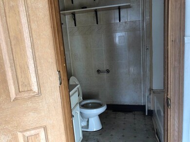 201 E 8th St, Muncie, IN 47302 - photo 7