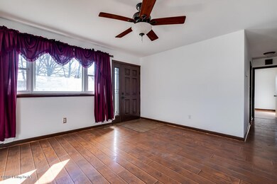 Quaint Oldham County Ranch