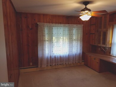 2140 Valley Rd, Berkeley Springs, WV 25411 - photo 5
