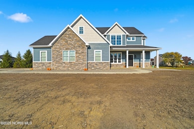 956 Heather Ct, Bowling Green, OH 43402 - photo 2