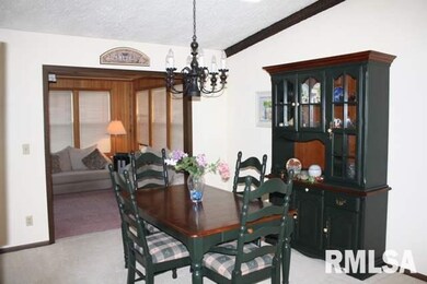 2601 2nd St, Moline, IL 61265 - photo 6