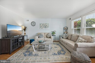 32 Canis Ct, Sewell, NJ 08080 - photo 4