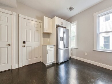 40 Fenton St unit 2, Dorchester, MA 02122 - photo 3