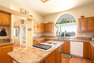 406 Mountain View Rd unit 406, Blythe, CA 92225 - photo 3