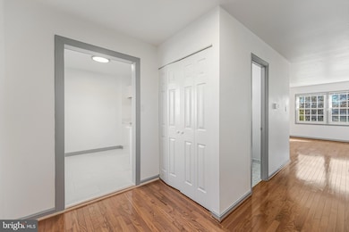 14811 Palmerston Square, Centreville, VA 20120 - photo 6