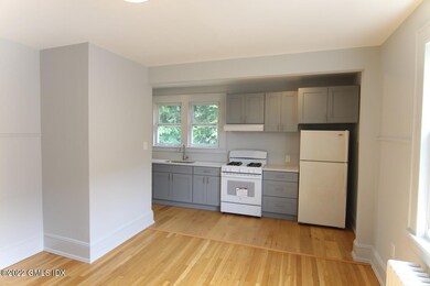 219 River Rd, Cos Cob, CT 06807 - photo 3