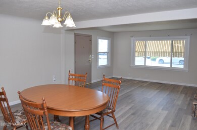 2801 4th St, Union Gap, WA 98903 - photo 2