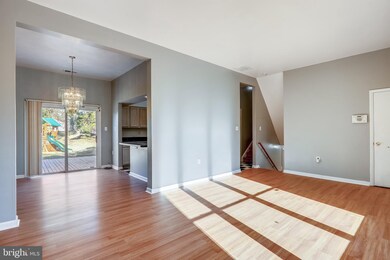 8302 Legation Rd, New Carrollton, MD 20784 - photo 5