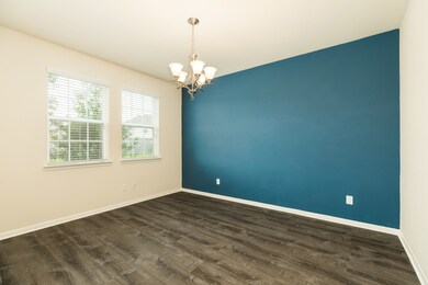 1037 Luke Dr, Alvin, TX 77511 - photo 5