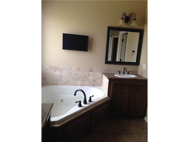 Master Bath/Spa.