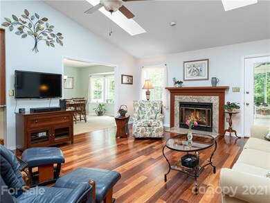 26 Park Ave, Asheville, NC 28803 - photo 4