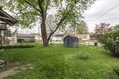 72 N 7th Ave, Beech Grove, IN 46107 - photo 3