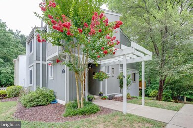 11710 Decade Ct, Reston, VA 20191 - photo 2