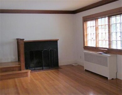19 Abbott St unit 19, Wellesley, MA 02482 - photo 3