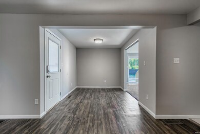 2904 Pinewood Dr, Fort Wayne, IN 46809 - photo 6