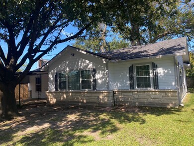 208 Westfield St, Houston, TX 77022 - photo 2