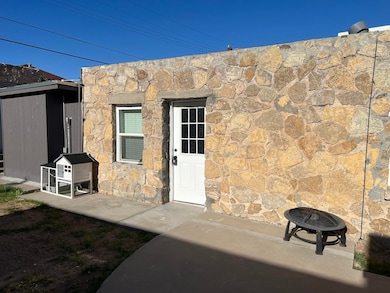 2501 Louisville Ave unit Rear, El Paso, TX 79930 - photo 6