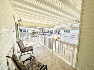 LARGE TILED DECK
