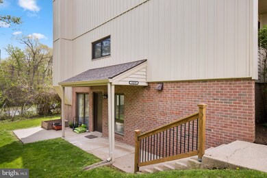 15277 Forest Grove Dr, Woodbridge, VA 22191 - photo 4