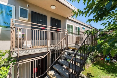 7135 Coldwater Canyon Ave unit 16, North Hollywood, CA 91605 - photo 4