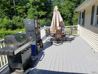 37 W Unity Rd, Claremont, NH 03743 - photo 7