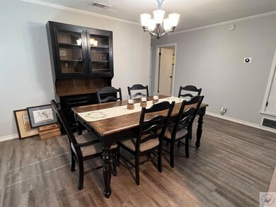 300 Redwater Rd, Wake Village, TX 75501 - photo 7