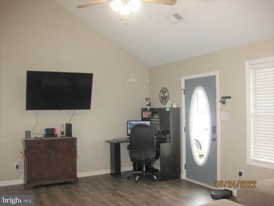 5 Job Rd, Inwood, WV 25428 - photo 3