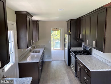 11711 Butlers Branch Rd, Clinton, MD 20735 - photo 3