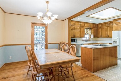 3913 Valdez Dr, Des Moines, IA 50310 - photo 6