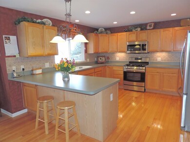 420 Fairways Ln, Chelsea, MI 48118 - photo 3