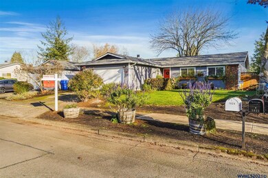 1025 Sharon Loop SE, Salem, OR 97306 - photo 2