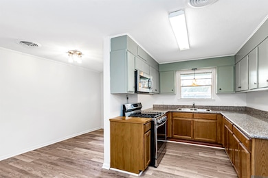 1435 Duchess Dr, Baton Rouge, LA 70815 - photo 5