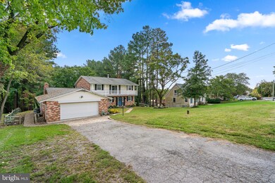 10661 Harding Rd, Laurel, MD 20723 - photo 3