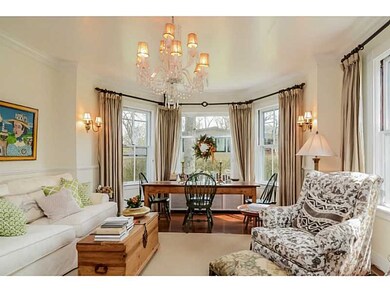 85 Central St, Narragansett, RI 02882 - photo 4