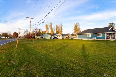 208 Front St, Sumas, WA 98295 - photo 4